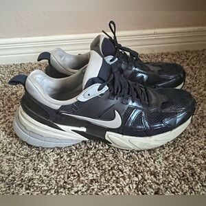 Nike V2K run shoes
